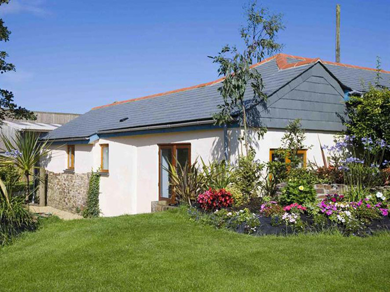 Quaint cottage and garden