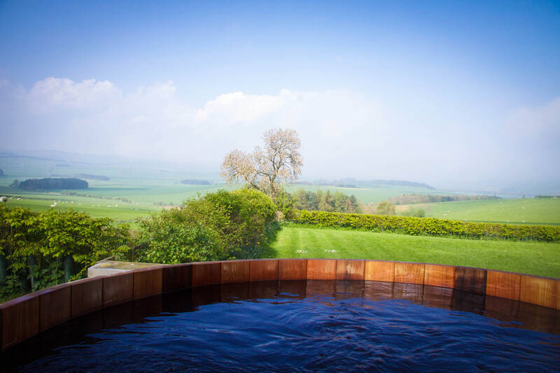 Hot tub with views of Northumberland