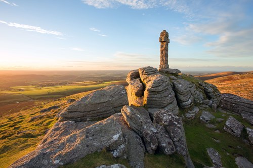 118 year old cross sited on top of Brat Tor