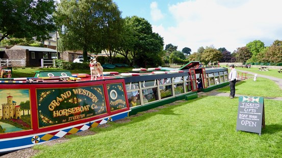 Horse Drawn Barge on The Grand Western Canal