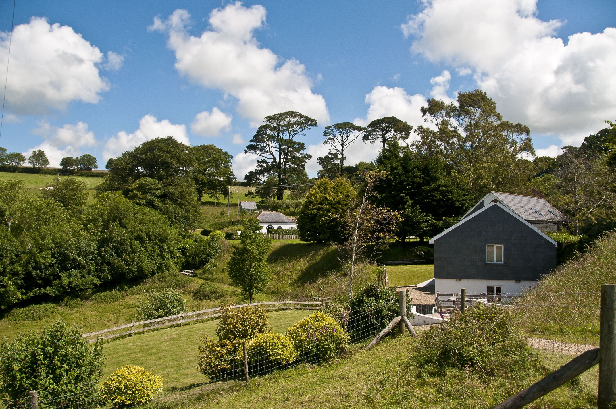 Big holiday cottage in the countryside