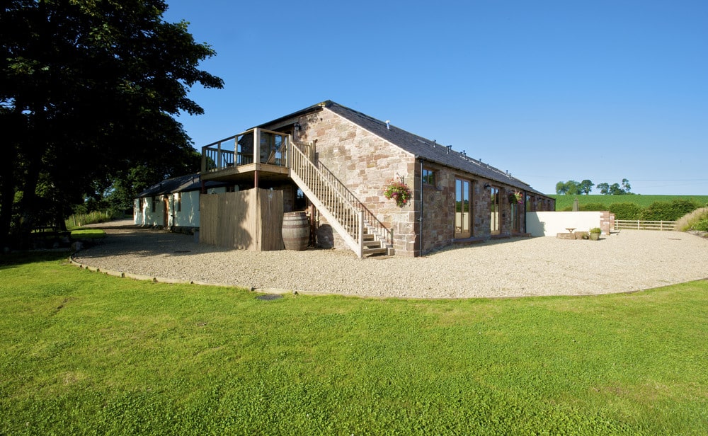 Outside view of The Folly, Dalston. Luxury Cottage