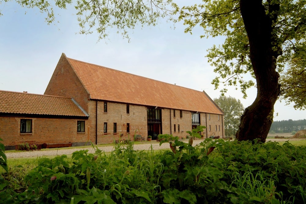 Braeburn Barn, courtyard view