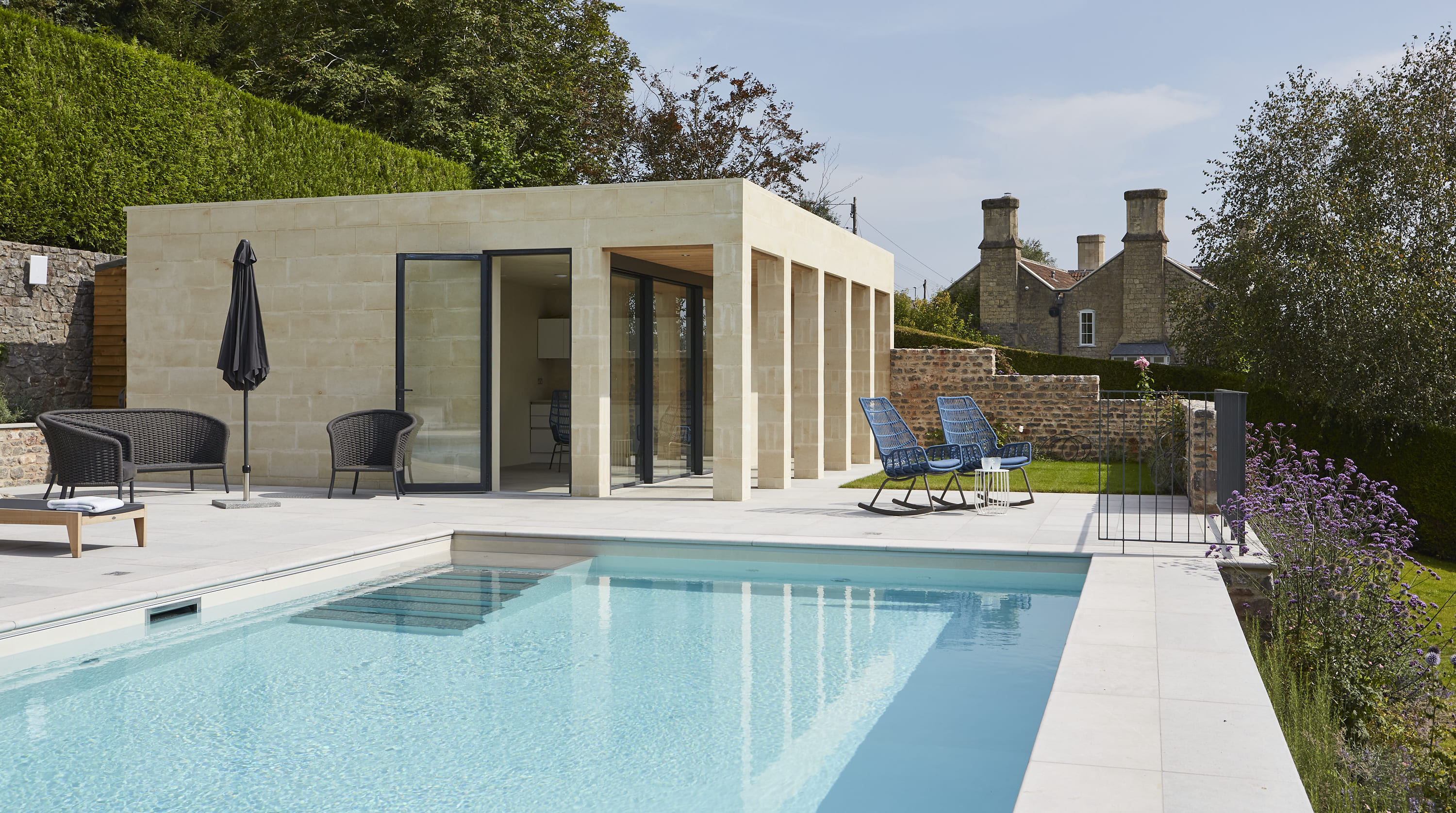 Luxury Cottage with Swimming Pool UK