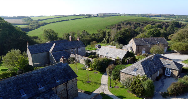 Luxury Self Catering Accommodation complex of 6 or more cottages